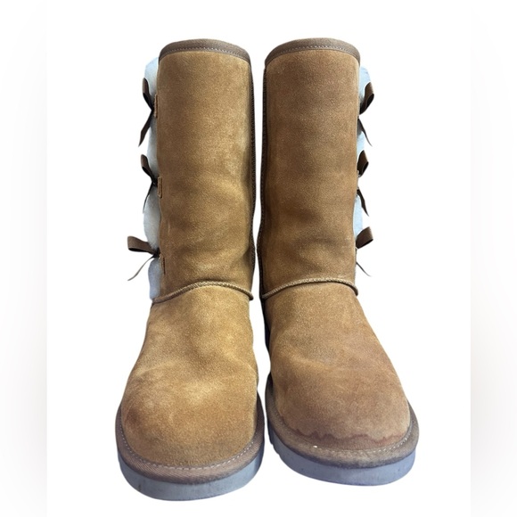 Koolaburra by UGG Victoria Short Pom Pom Bow Boots Chestnut Size 10 - Picture 2 of 13